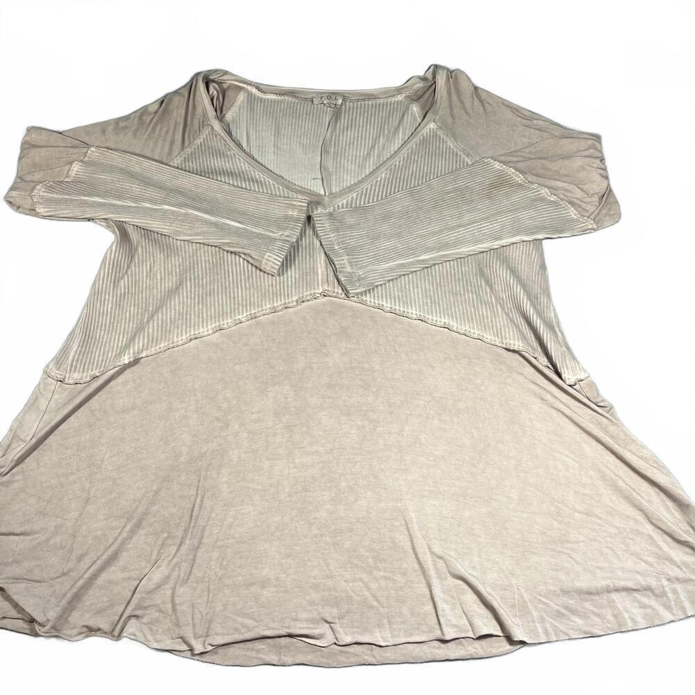 POL Clothing Ribbed Knit Woman’s Tunic Top V-Neck Rayon/spandex Blend POL Top - Picture 2 of 9